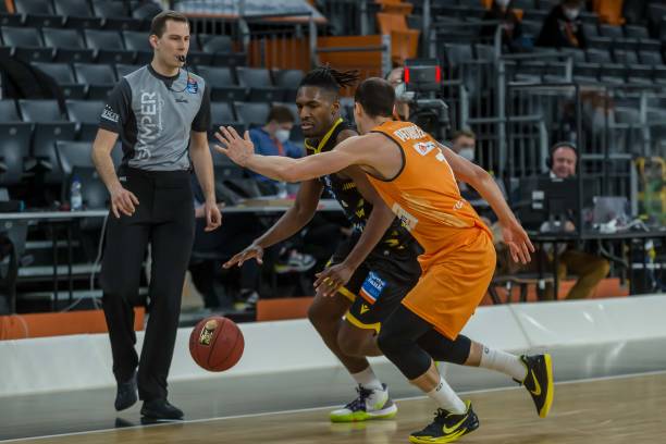 表现不错 表现不错